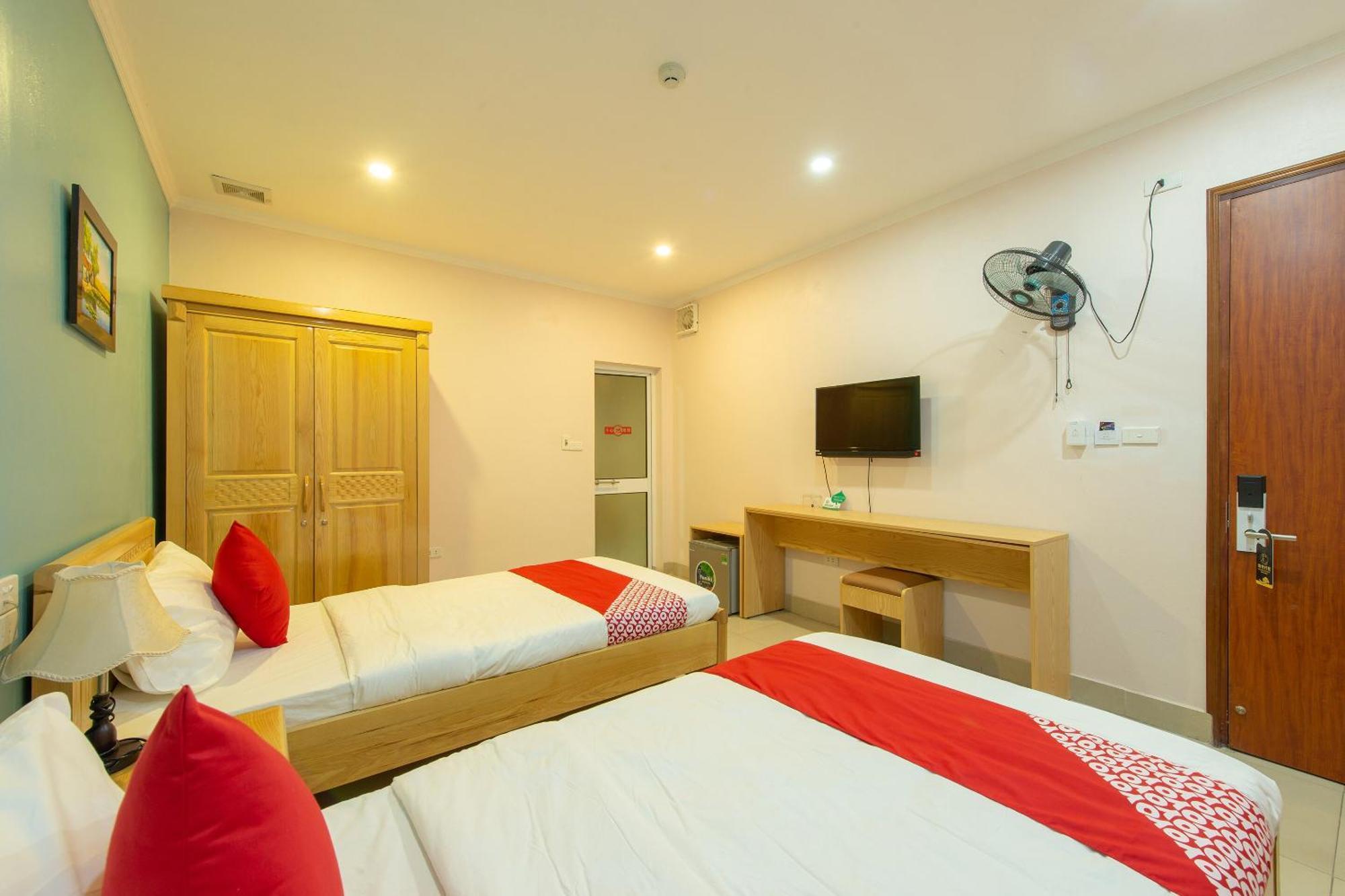 Capital O 417 Truong Son Hotel ハノイ市 エクステリア 写真
