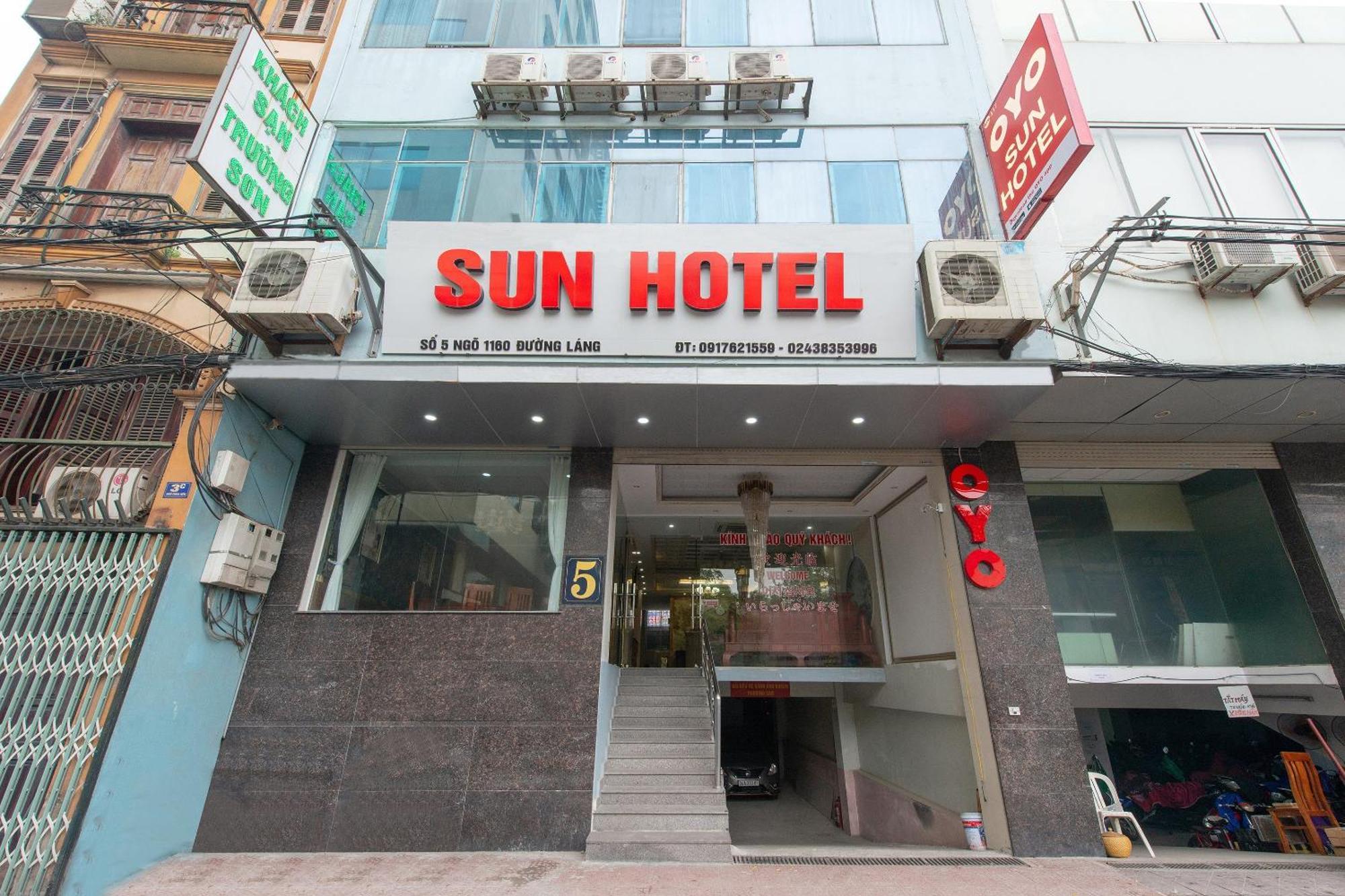 Capital O 417 Truong Son Hotel ハノイ市 エクステリア 写真
